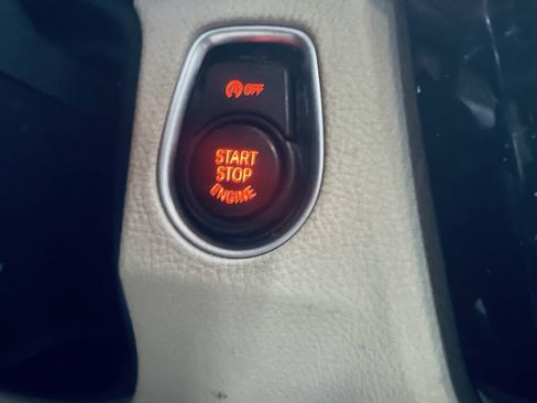Used 2017 BMW 330i Sedan RWD image 32