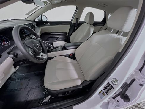 Used 2021 Kia K5 LXS image 15