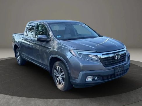 Used 2017 Honda Ridgeline RTS image 10