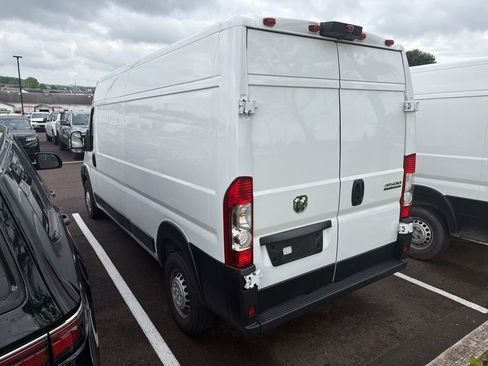 Used 2025 RAM ProMaster 3500 w/ Convenience Group FWD image 3