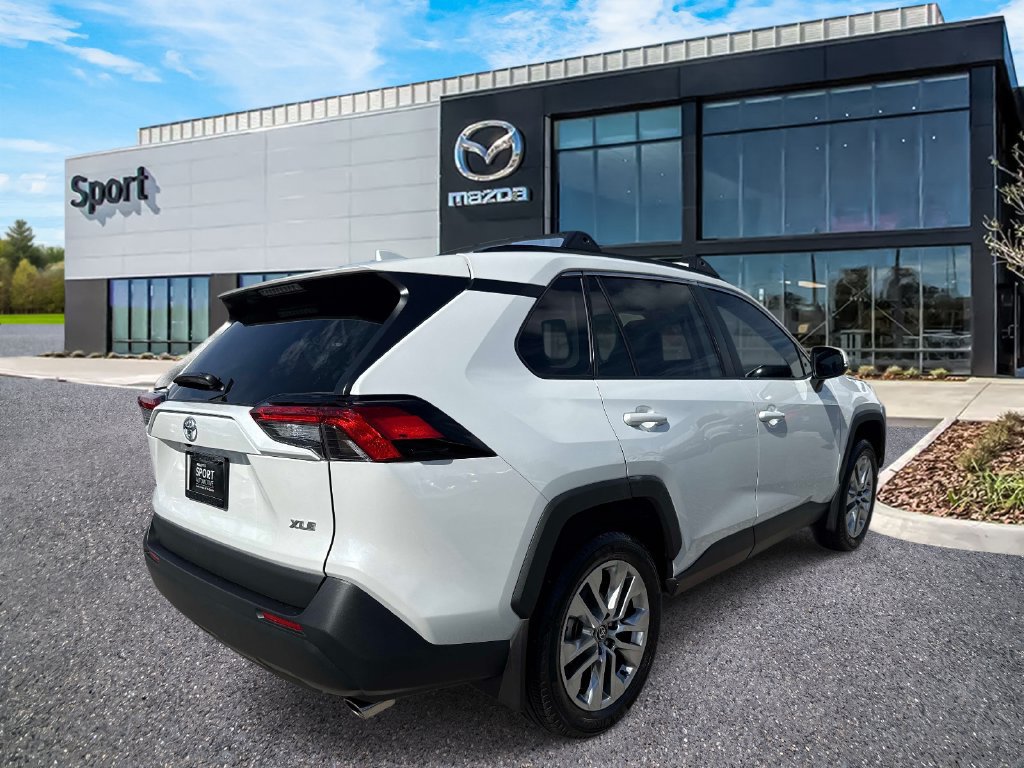 Used 2025 Toyota RAV4 XLE Premium FWD image 3