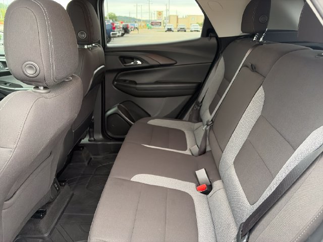Used 2025 Chevrolet TrailBlazer LT w/ Convenience Package FWD image 16