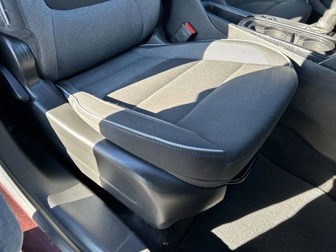 Used 2022 Chevrolet TrailBlazer LT w/ Convenience Package image 14