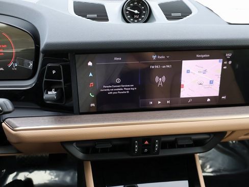 New 2026 Porsche Cayenne Coupe image 23