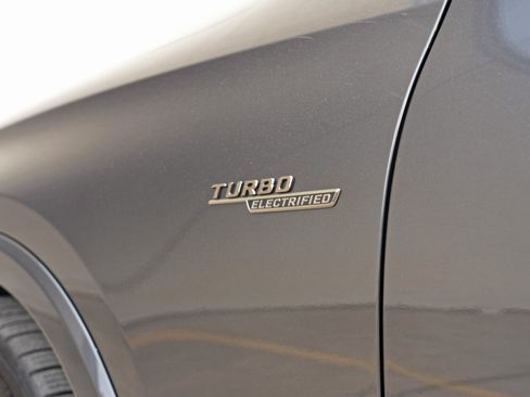 Used 2024 Mercedes-Benz GLC 43 AMG 4MATIC image 64