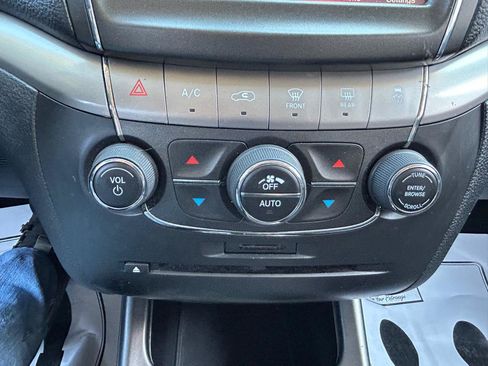 Used 2018 Dodge Journey Crossroad FWD image 26