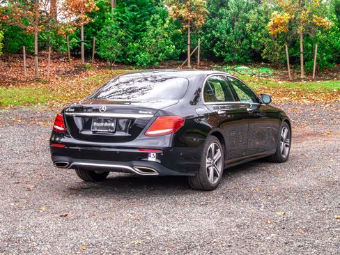 Used 2019 Mercedes-Benz E 300 4MATIC image 8