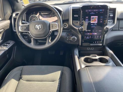 Used 2025 RAM 1500 Big Horn AWD/4WD image 11