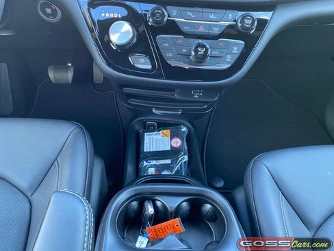 New 2026 Chrysler Pacifica Select image 13