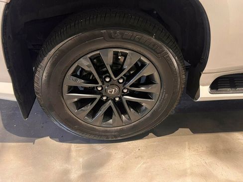Used 2021 Lexus GX 460 Premium AWD/4WD image 11