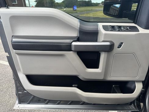 Used 2022 Ford F250 XLT AWD/4WD image 22