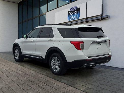Certified 2023 Ford Explorer XLT w/ Equipment Group 202A AWD/4WD image 5