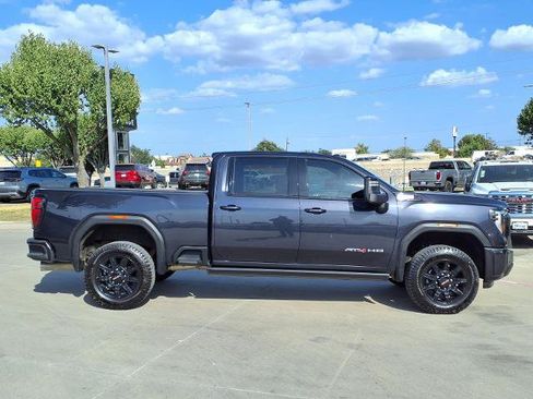 Used 2024 GMC Sierra 2500 AT4 w/ AT4 Premium Plus Package AWD/4WD image 2