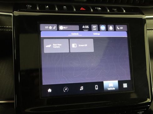 Used 2023 Jeep Grand Cherokee Laredo w/ Luxury Tech Group I AWD/4WD image 36