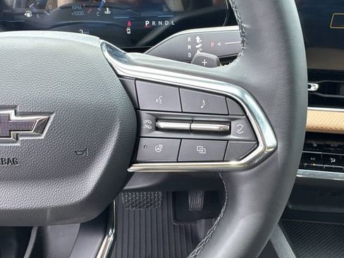 New 2026 Chevrolet Equinox ACTIV w/ Convenience Package III FWD image 28