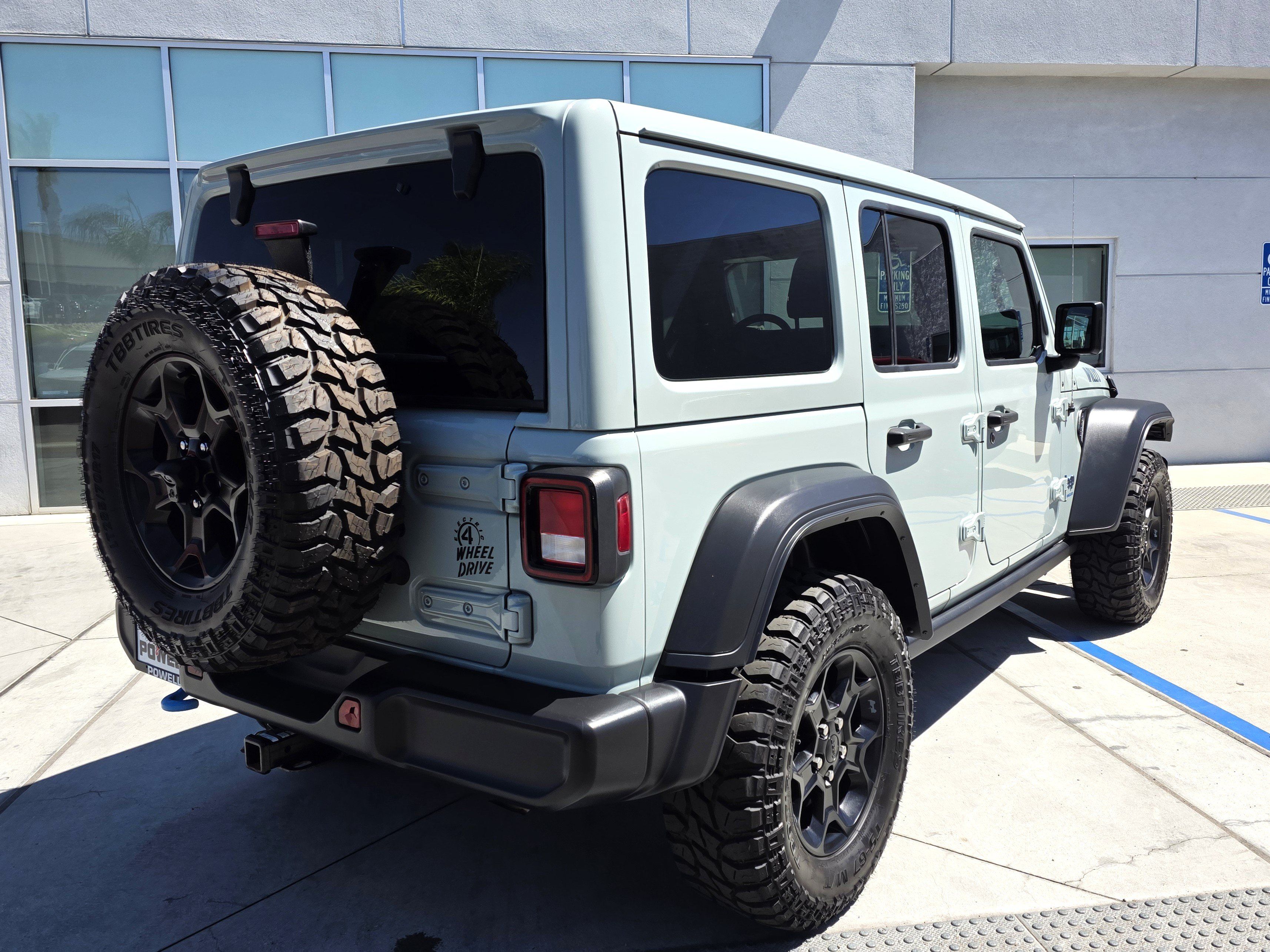 Certified 2023 Jeep Wrangler Unlimited w/ Sun & Screen Package AWD/4WD image 16