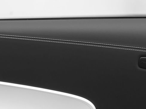 Used 2025 Mercedes-Benz AMG GT 63 image 28