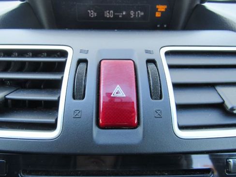 Used 2017 Subaru Crosstrek 2.0i Limited image 44