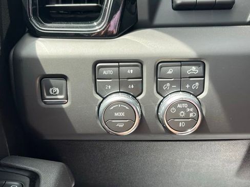 Certified 2026 GMC Sierra 3500 AT4 w/ AT4 Premium Plus Package AWD/4WD image 37