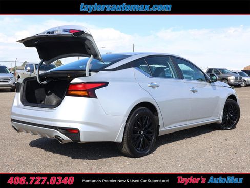 New 2025 Nissan Altima 2.5 SV w/ SV Special Edition Package image 32