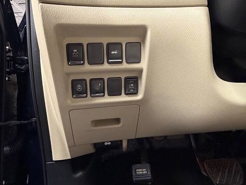 Used 2019 INFINITI QX60 Luxe w/ Essential Package image 12