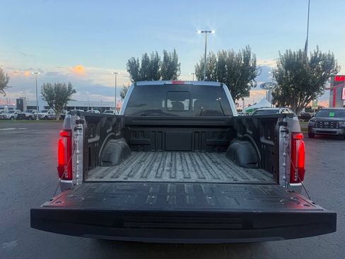 Used 2025 Ford F150 Lariat AWD/4WD image 19