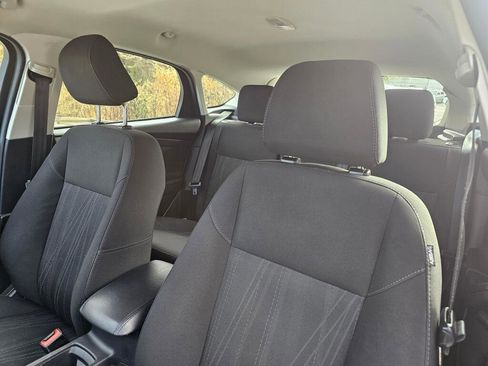 Used 2015 Ford Focus SE image 28