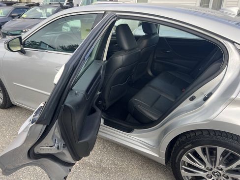 Used 2020 Lexus ES 350 w/ Premium Package FWD image 15