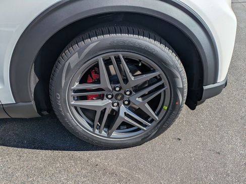 New 2026 Ford Explorer ST w/ Sun And Sound Package image 11