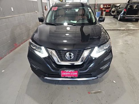 Used 2018 Nissan Rogue SL w/ Premium Package AWD/4WD image 8
