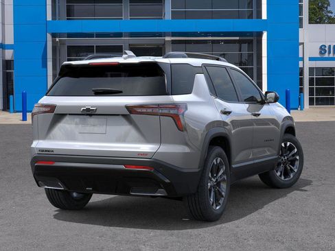 New 2026 Chevrolet Equinox RS image 4