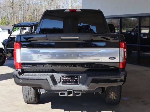 Used 2019 Ford F250 Platinum w/ Platinum Ultimate Package image 4