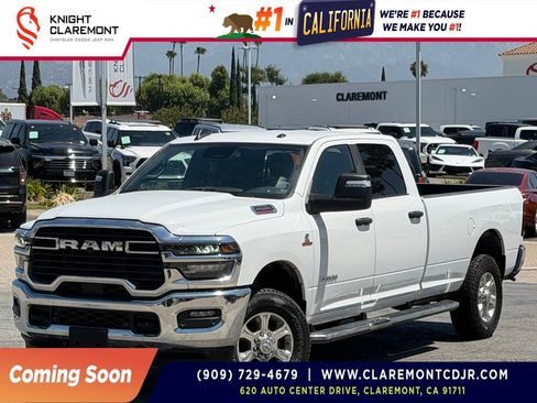 Used 2025 RAM 2500 Big Horn AWD/4WD image 1