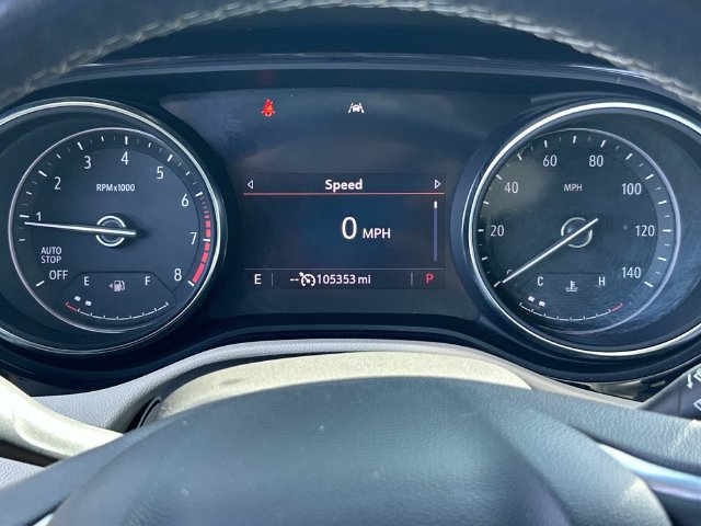 Used 2020 Buick Encore GX Essence FWD image 33