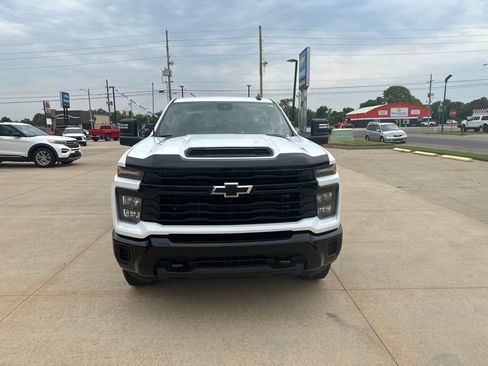 Used 2025 Chevrolet Silverado 2500 Custom w/ Custom Value Package AWD/4WD image 28