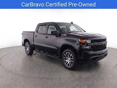 Used 2020 Chevrolet Silverado 1500 Custom Trail Boss w/ Custom Convenience Package image 2