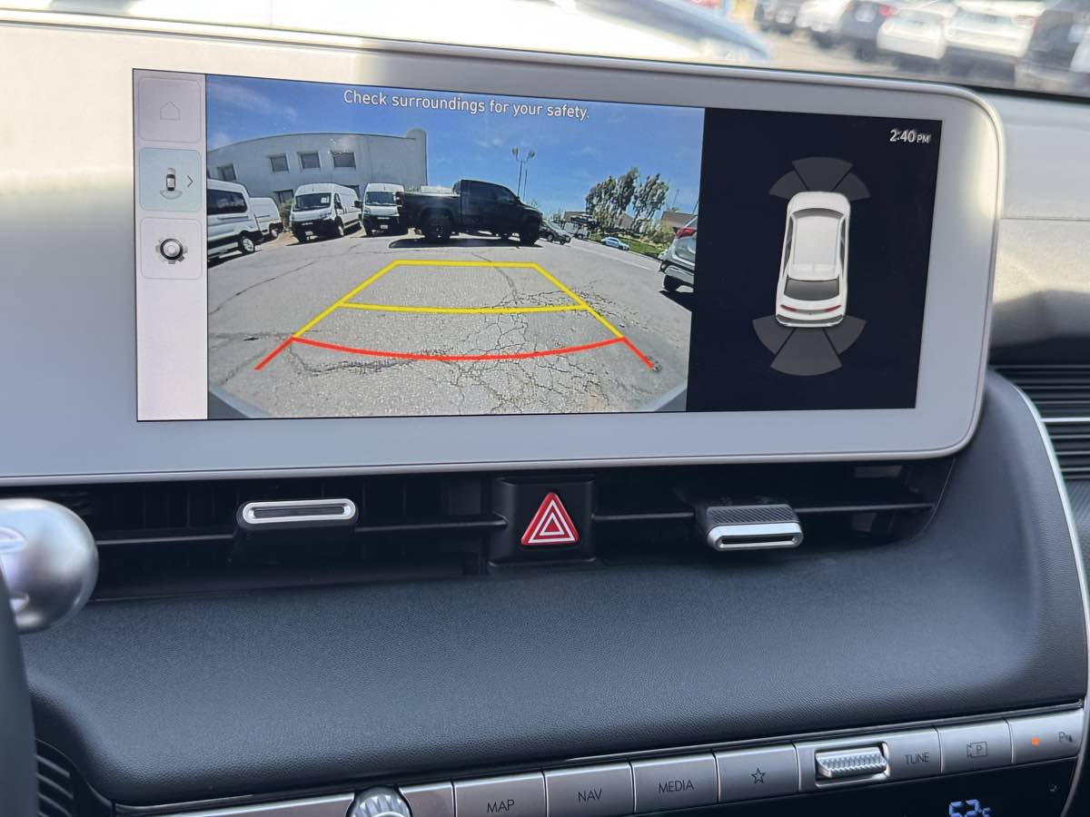 Used 2024 Hyundai Ioniq 5 SEL RWD image 32