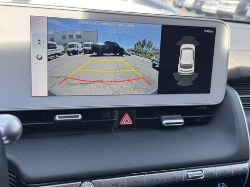 Used 2024 Hyundai Ioniq 5 SEL RWD image 32