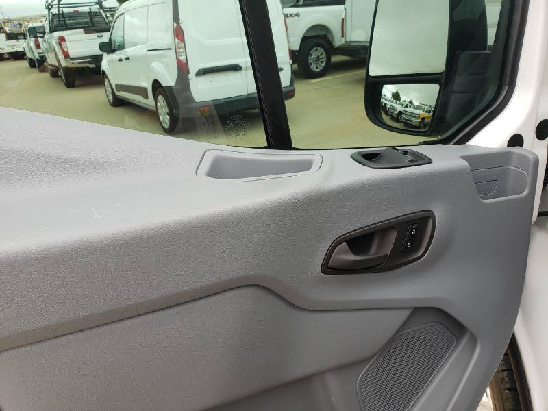 Used 2016 Ford Transit 150 XLT RWD image 24