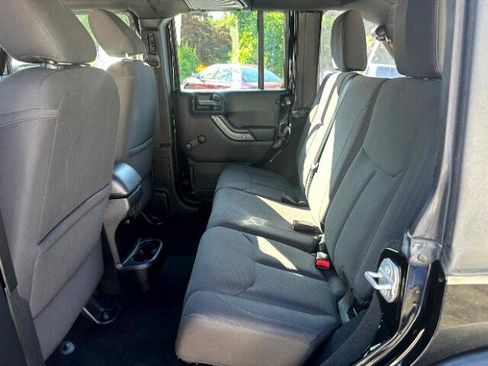 Used 2017 Jeep Wrangler Unlimited Sport w/ Connectivity Group image 21