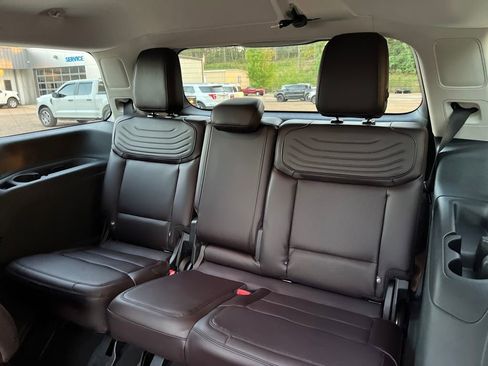 New 2025 Ford Expedition Platinum w/ Platinum Ultimate Package image 30