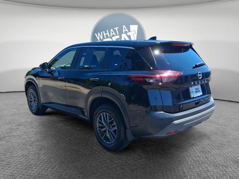 Used 2023 Nissan Rogue S FWD image 6