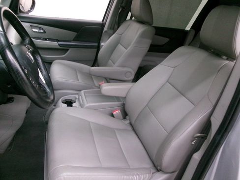 Used 2016 Honda Odyssey EX-L image 17