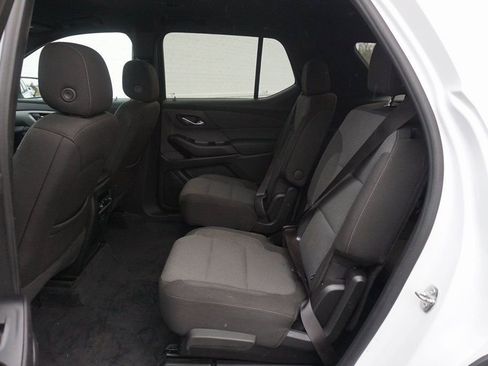 Certified 2023 Chevrolet Traverse LT w/ LPO, Floor Liner Package image 11