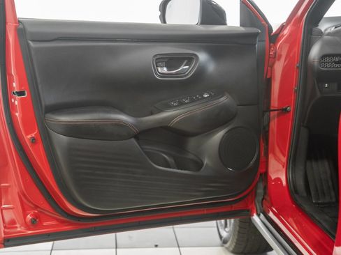 Used 2025 Honda HR-V Sport image 34