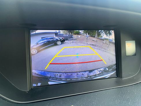 Used 2015 Lexus ES 350 w/ Premium Package image 17