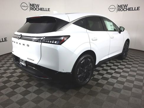 Certified 2025 Nissan Murano Platinum w/ Cargo Package image 5