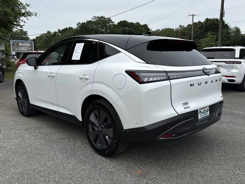 Used 2025 Nissan Murano SL AWD/4WD image 3