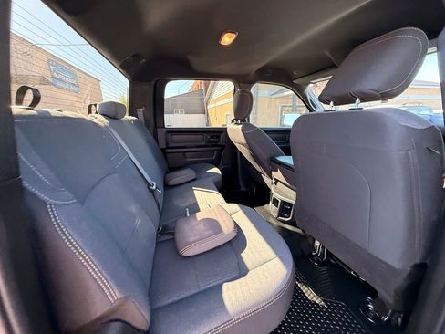 Used 2019 RAM 3500 Big Horn AWD/4WD image 17