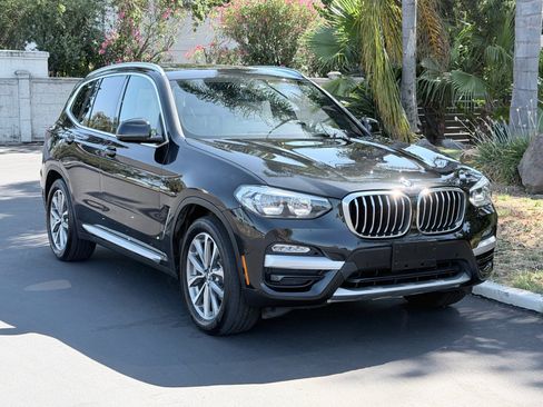 Used 2019 BMW X3 xDrive30i w/ Driving Assistance Package AWD/4WD image 5